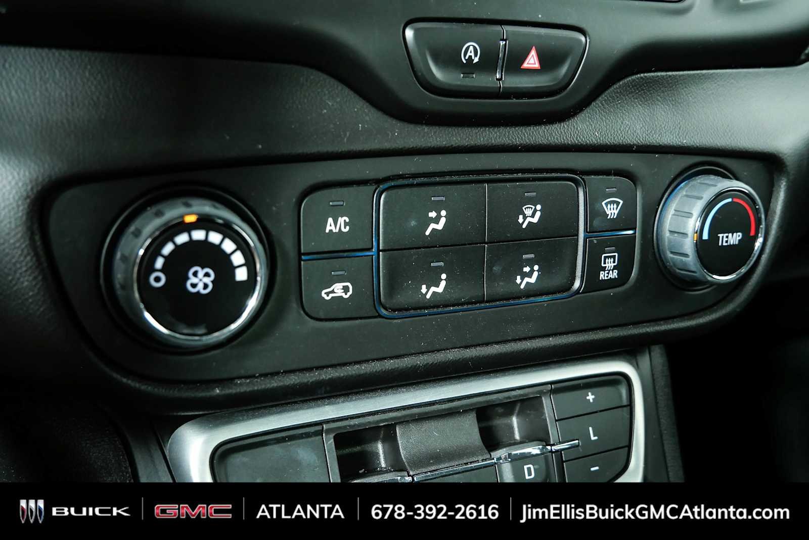 Used 2023 GMC Terrain SLE FWD image 15