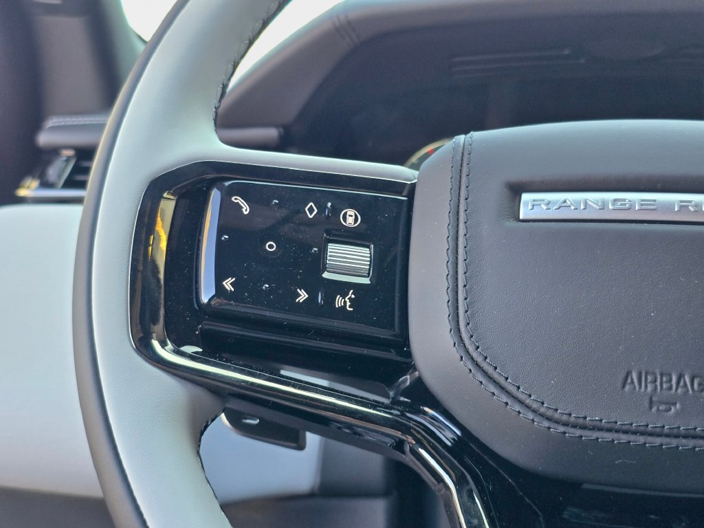 New 2026 Land Rover Range Rover Velar Belgravia AWD/4WD image 17