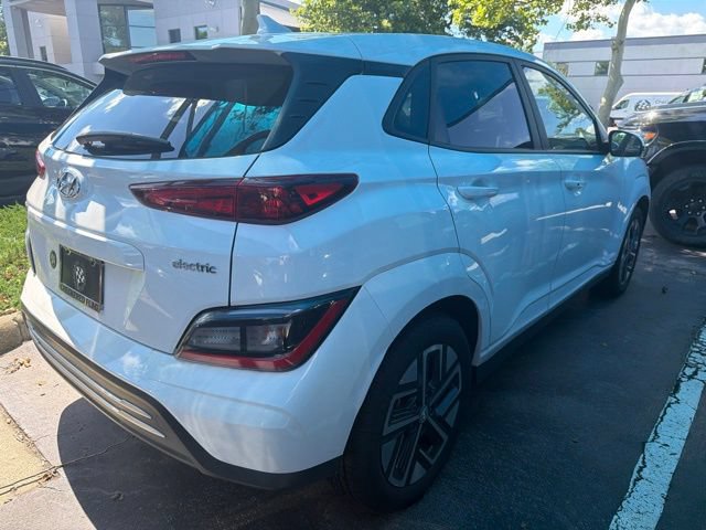 Used 2023 Hyundai Kona SE FWD image 7