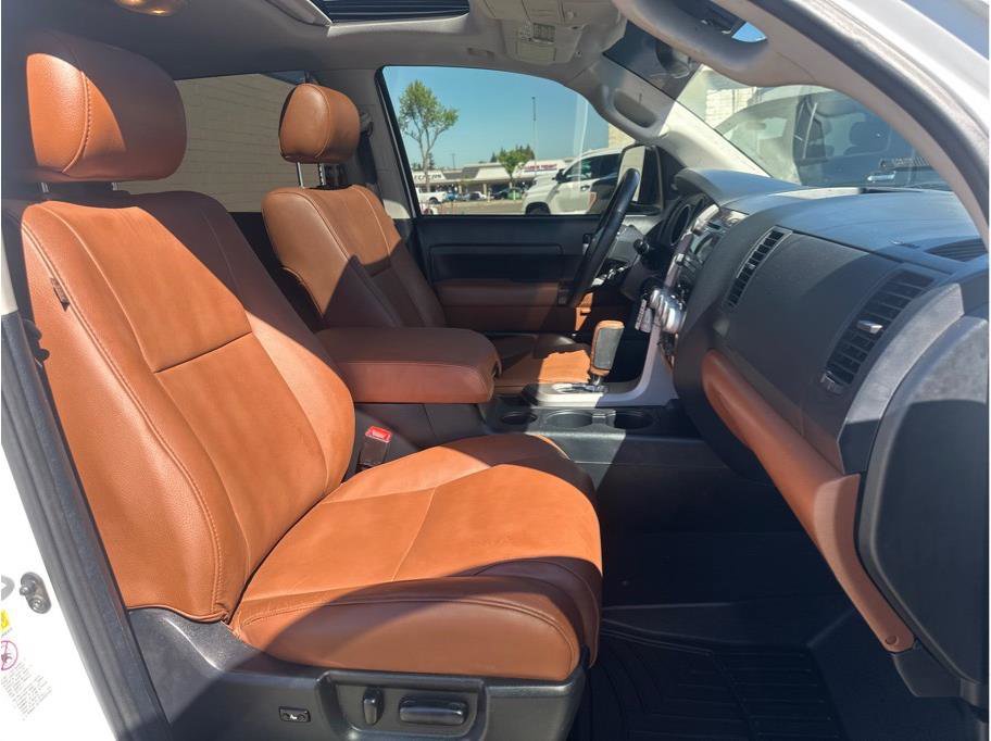 Used 2013 Toyota Tundra Limited image 26