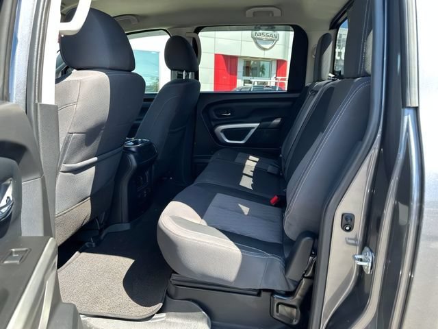 Certified 2024 Nissan Titan SV w/ SV Convenience Package AWD/4WD image 18