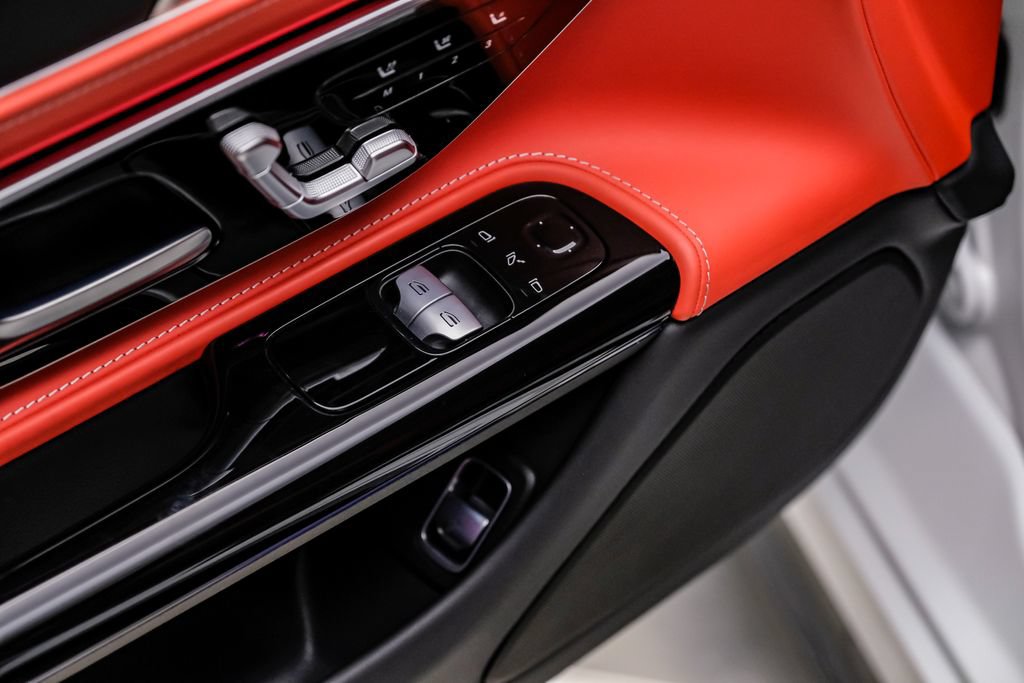 Used 2025 Mercedes-Benz AMG GT 63 image 36
