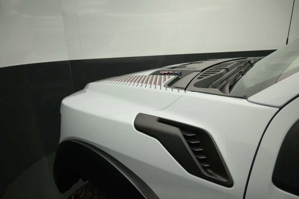 Used 2025 Ford F150 Raptor AWD/4WD image 12