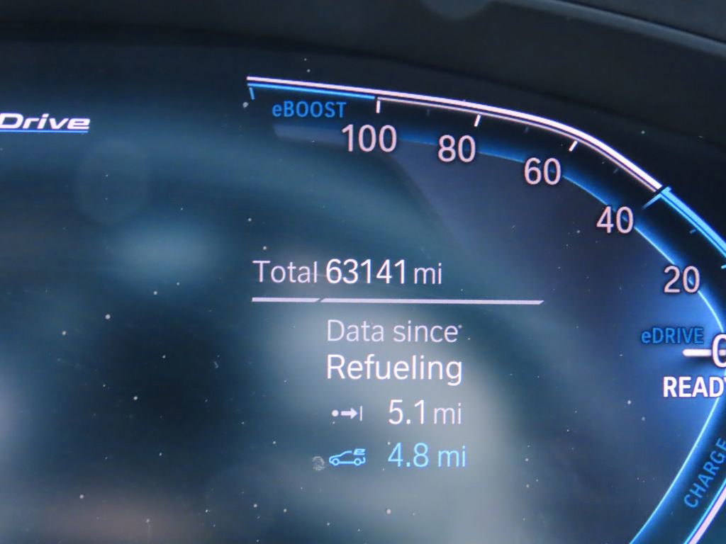 Used 2020 BMW 530e w/ Convenience Package RWD image 20