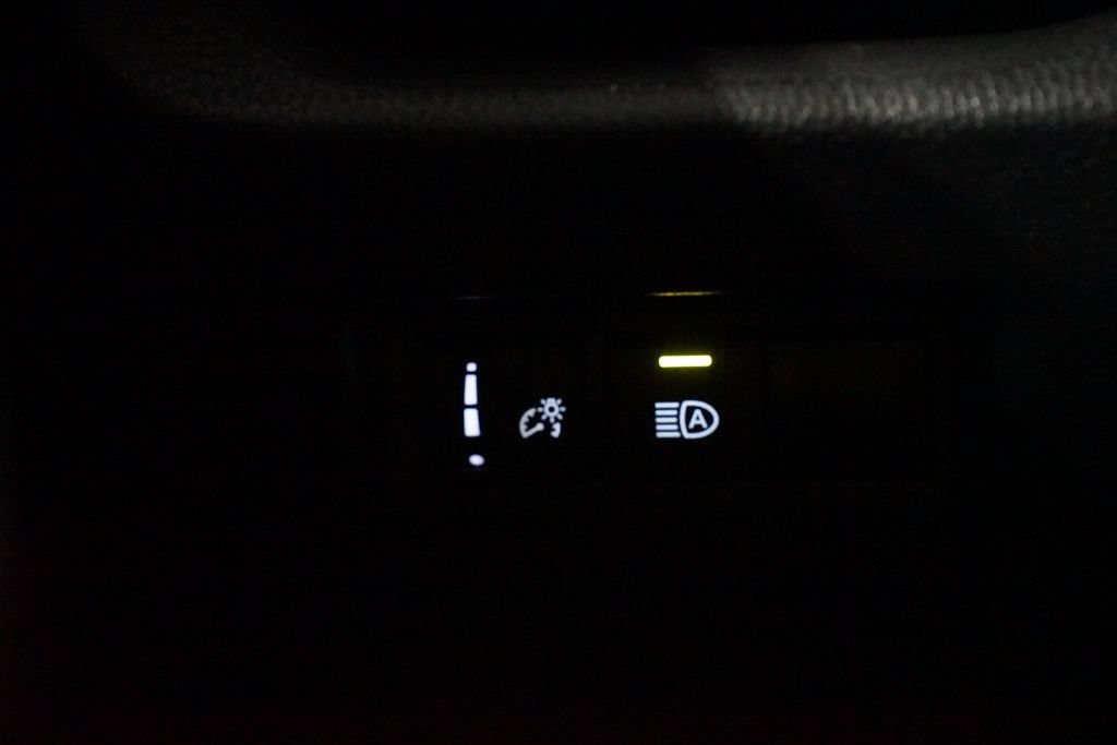 Certified 2023 Toyota RAV4 XLE FWD image 24