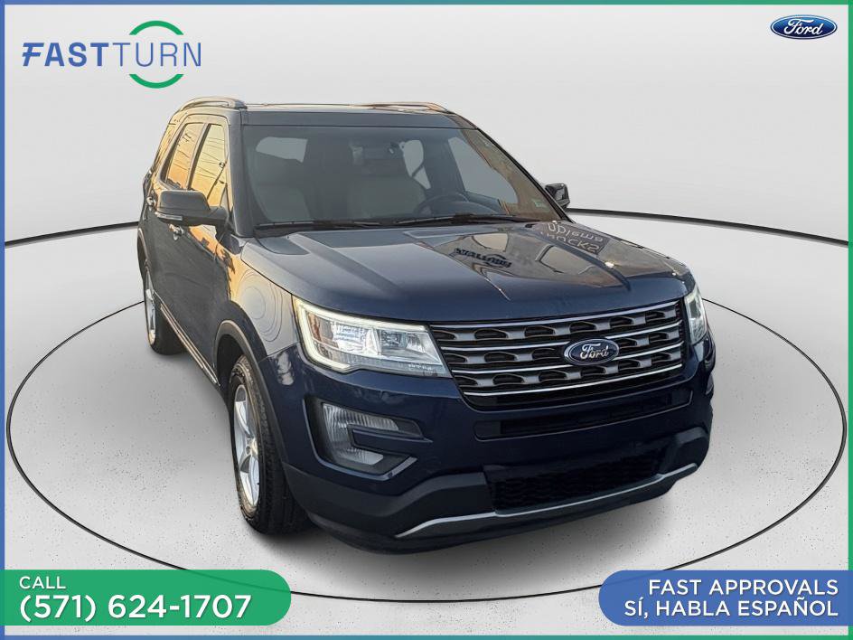 Used 2017 Ford Explorer XLT w/ Equipment Group 202A image 4