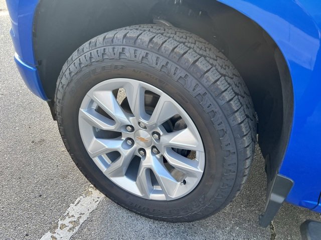 Used 2025 Chevrolet Silverado 1500 Custom image 12