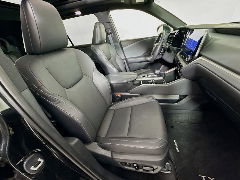 Certified 2025 Lexus TX 350 AWD w/ Technology Package image 29