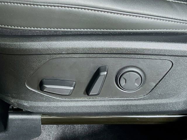 Used 2024 Kia Sorento S w/ Panoramic Sunroof Package image 11