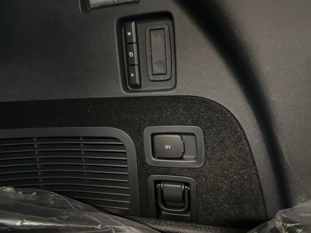 Used 2026 Lincoln Aviator AWD image 39