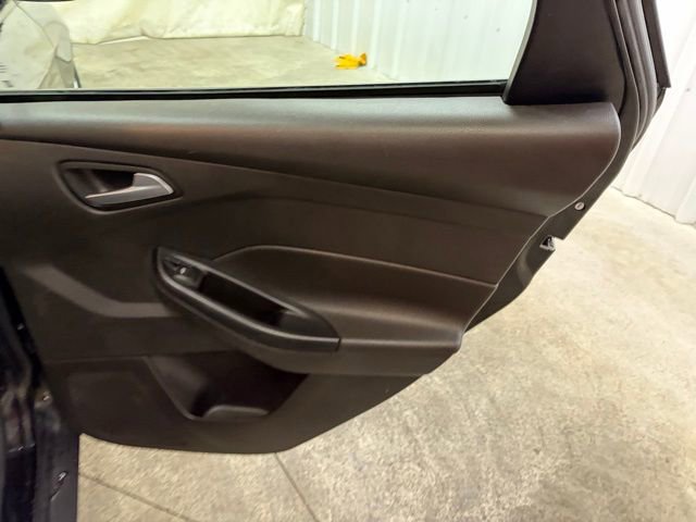 Used 2016 Ford Focus SE image 15