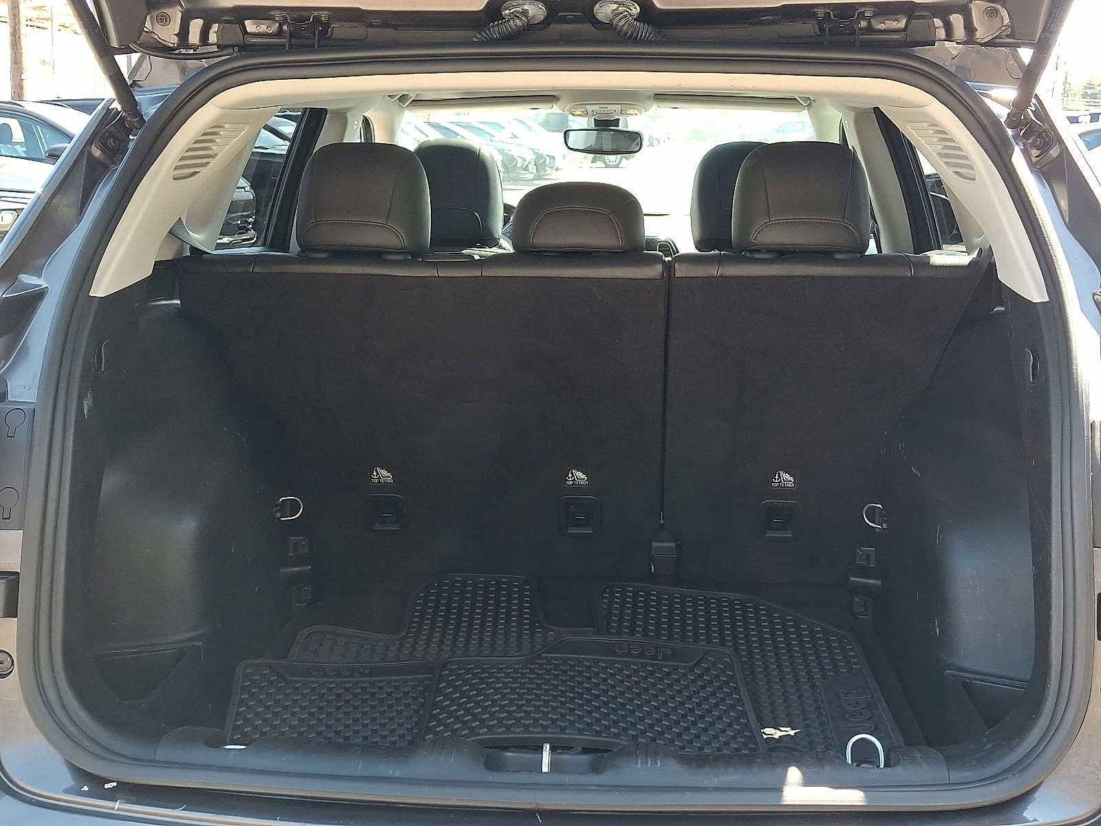 Used 2019 Jeep Compass Altitude image 28