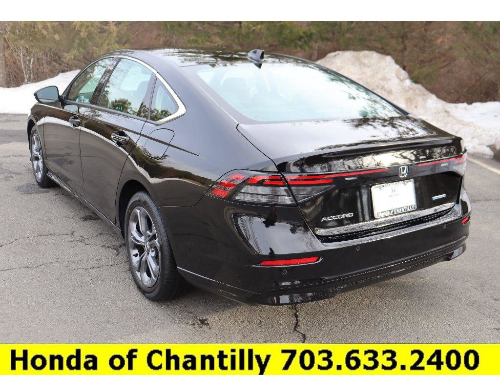 Certified 2025 Honda Accord EX-L image 5