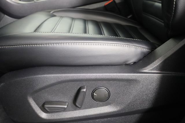 Used 2024 Ford Edge SEL image 24