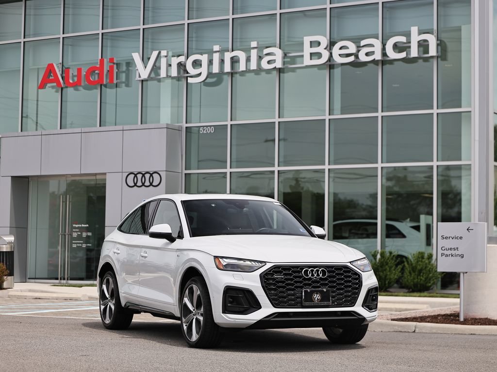 Used 2023 Audi Q5 2.0T Prestige w/ Prestige Package AWD/4WD image 1