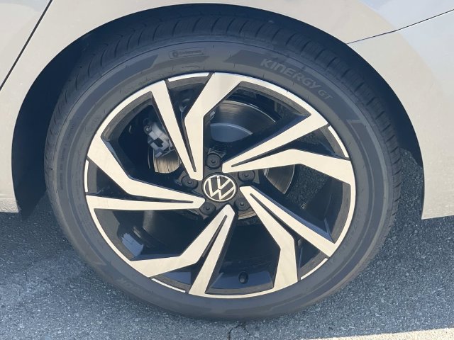 New 2027 Volkswagen Jetta SEL FWD image 30