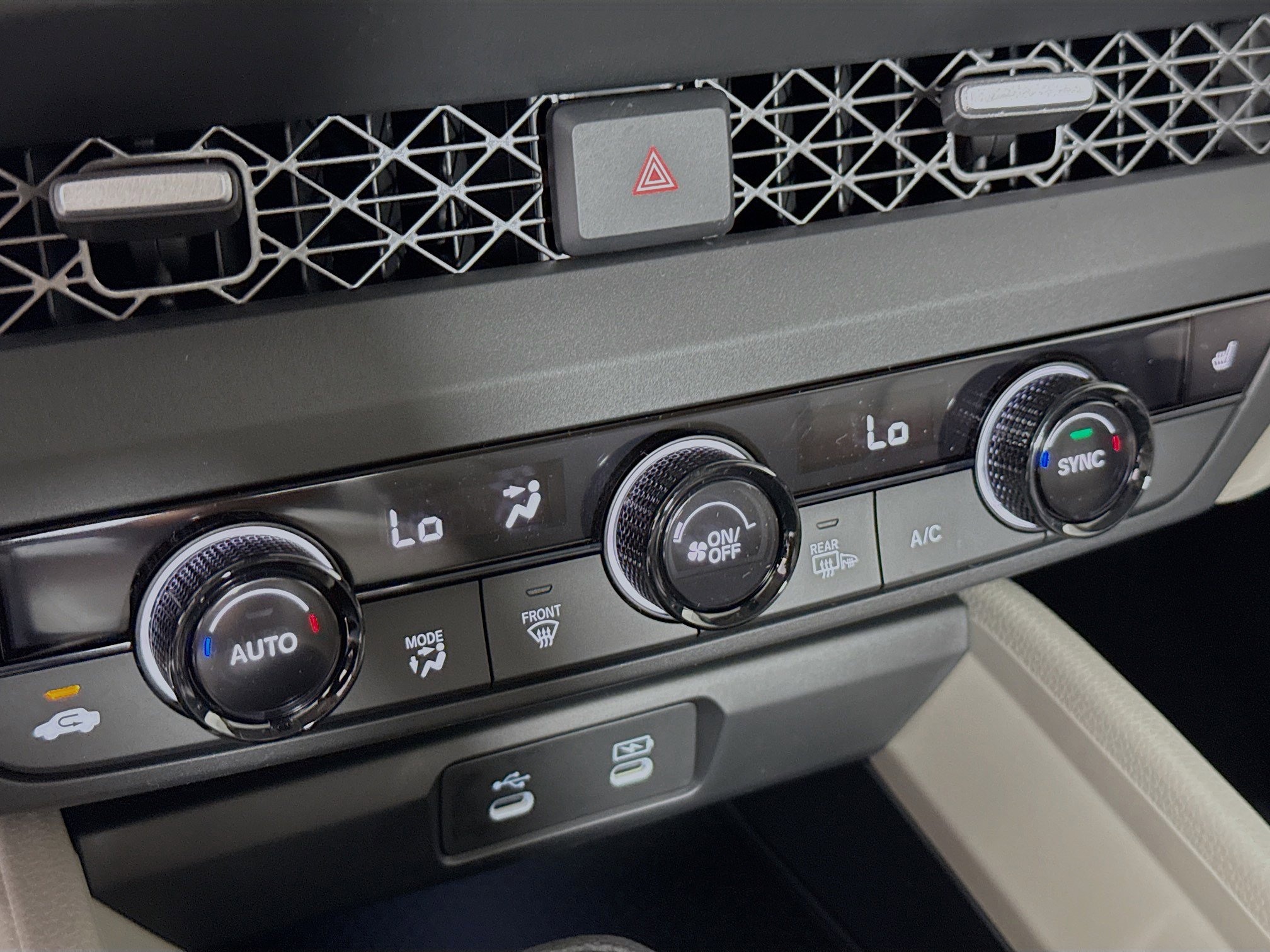 New 2025 Honda Accord SE image 13