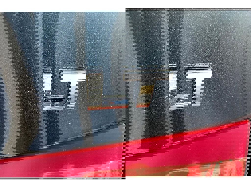 Used 2022 Chevrolet Malibu LT image 33