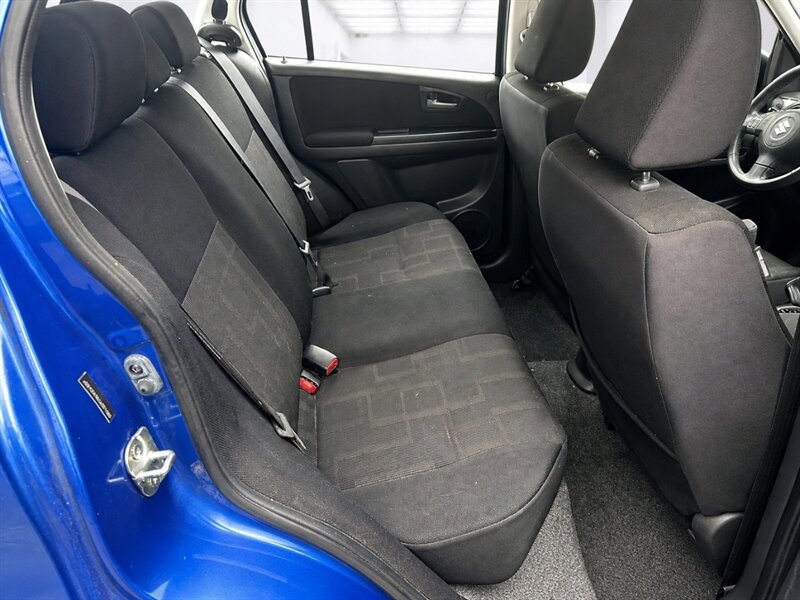 Used 2012 Suzuki SX4 LE FWD image 22