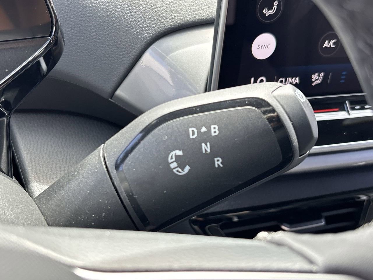 New 2026 Volkswagen ID.4 Pro S RWD image 25