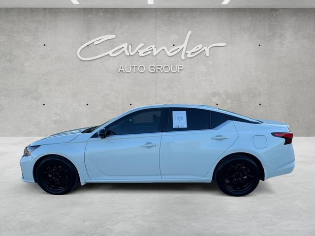 Used 2023 Nissan Altima 2.0 SR FWD image 13