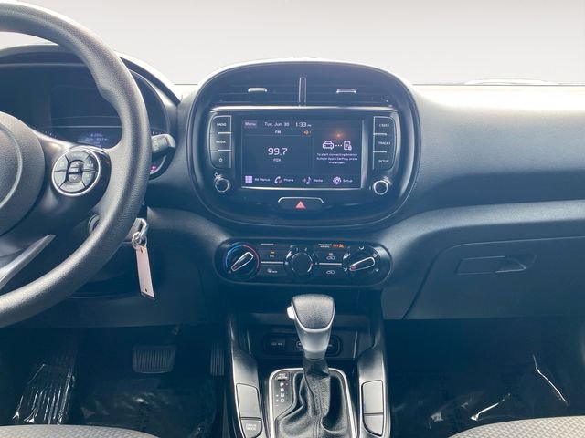Used 2022 Kia Soul LX w/ Technology Package FWD image 11