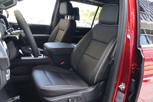 New 2026 GMC Yukon XL Elevation w/ Elevation Premium Package RWD image 14