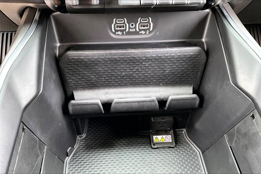 Used 2022 RAM 2500 Laramie w/ Night Edition AWD/4WD image 36