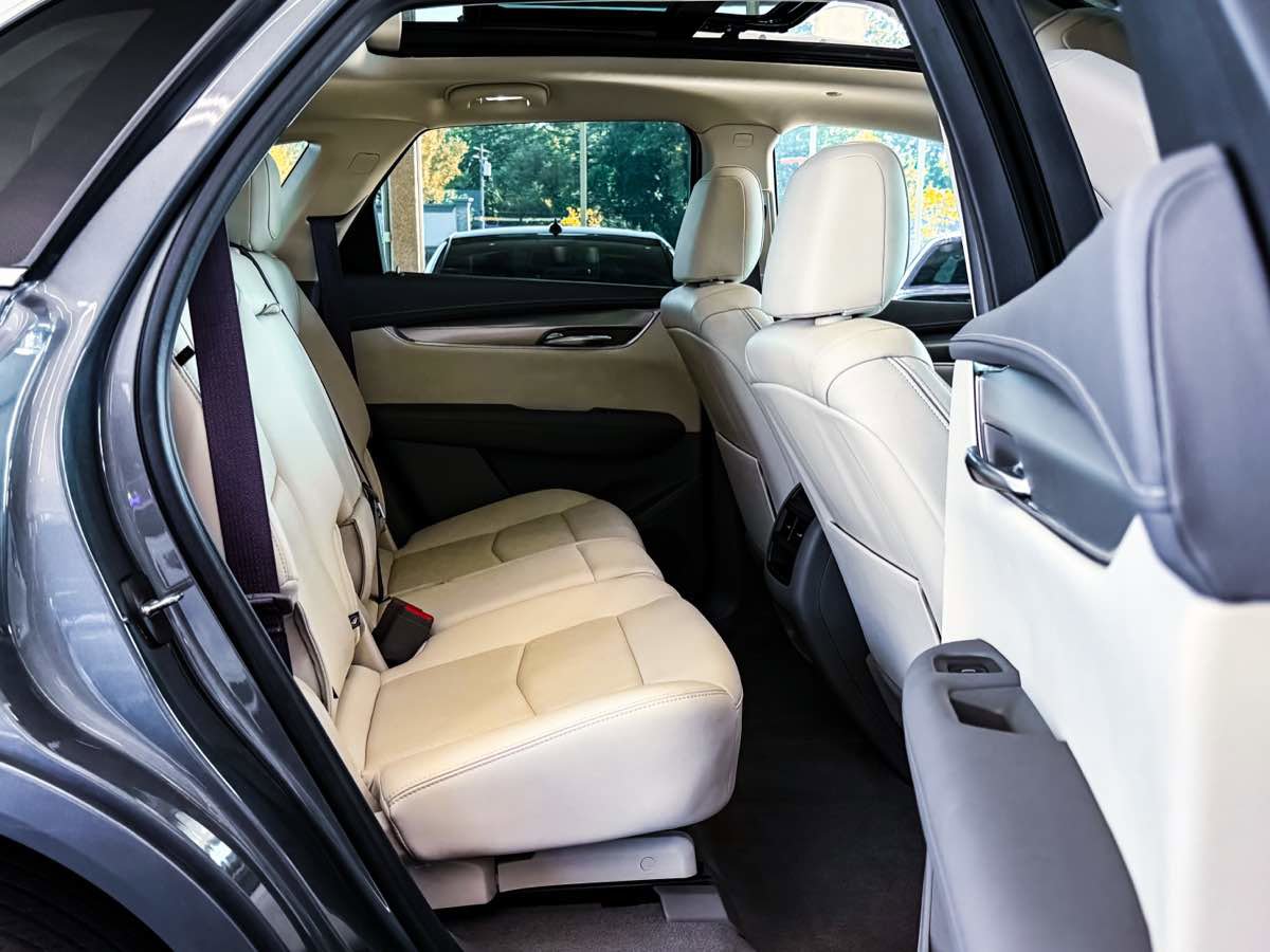 Used 2022 Cadillac XT5 Premium Luxury image 31