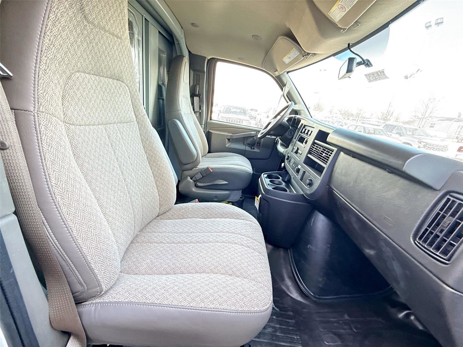 New 2025 Chevrolet Express 3500 w/ Power Convenience Package RWD image 21