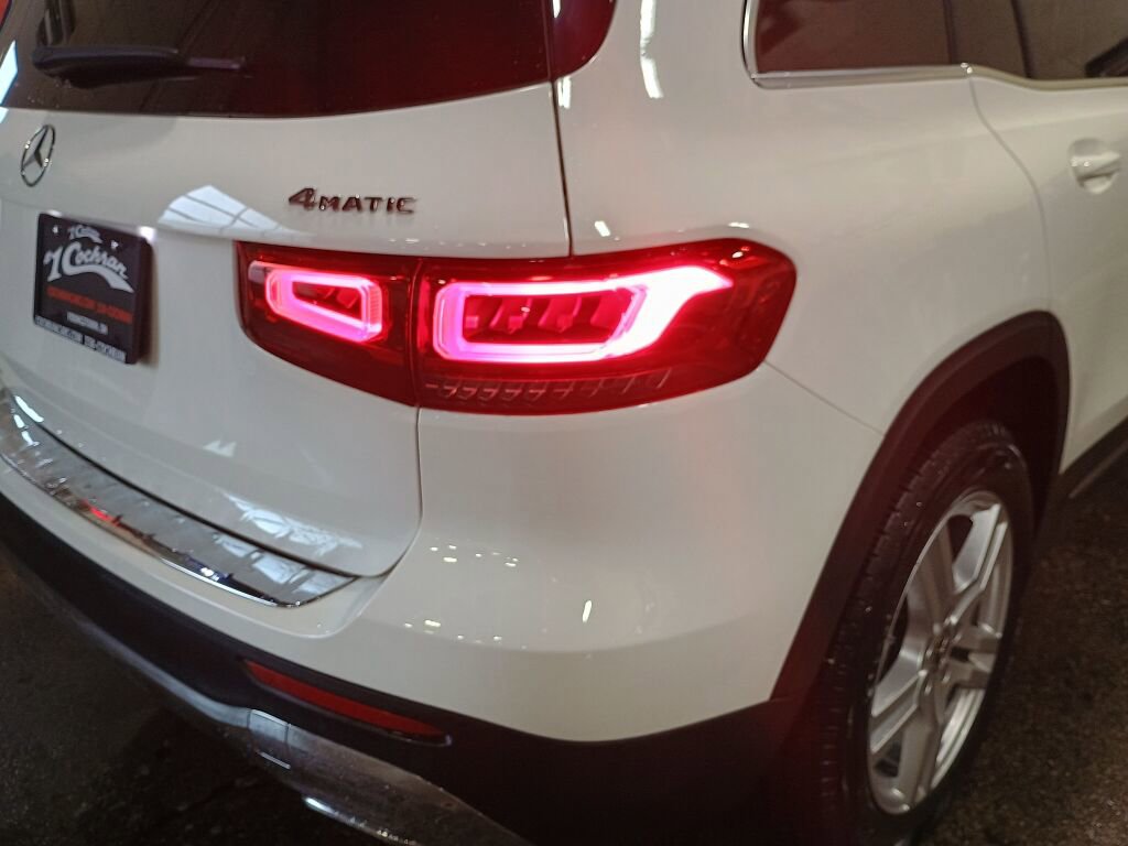 Certified 2021 Mercedes-Benz GLB 250 4MATIC image 20