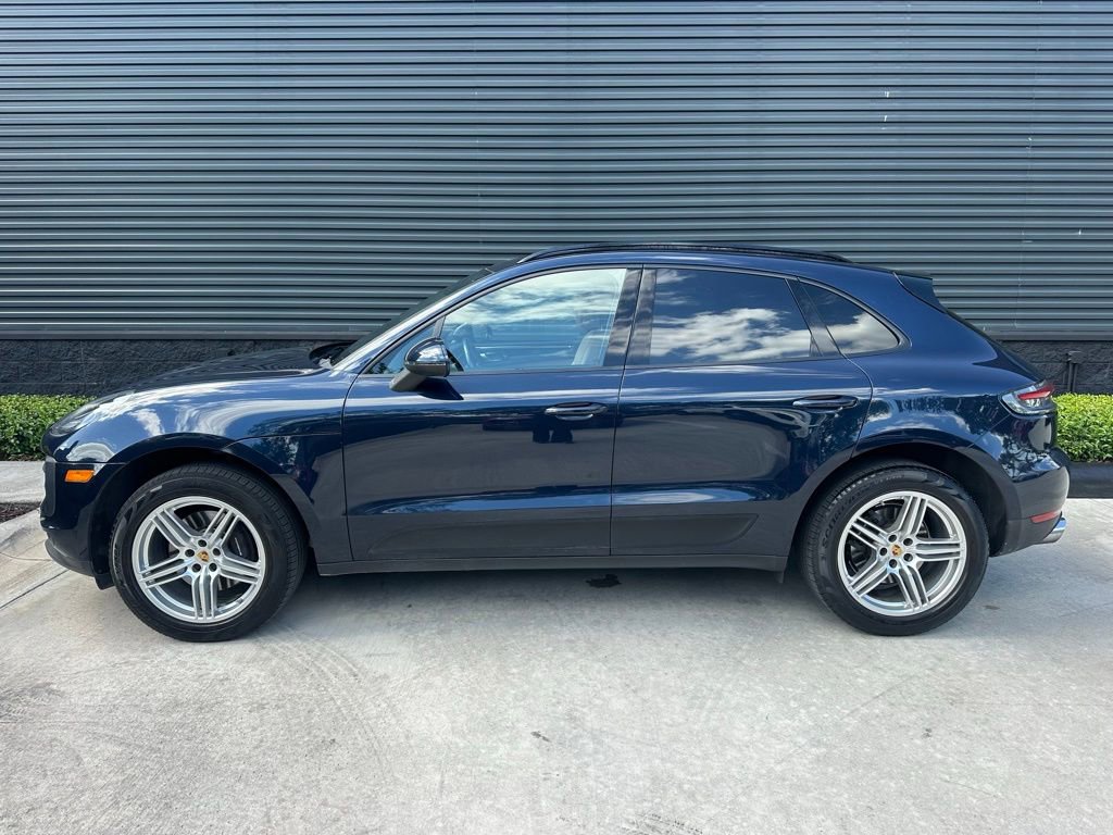 Certified 2020 Porsche Macan AWD/4WD image 2