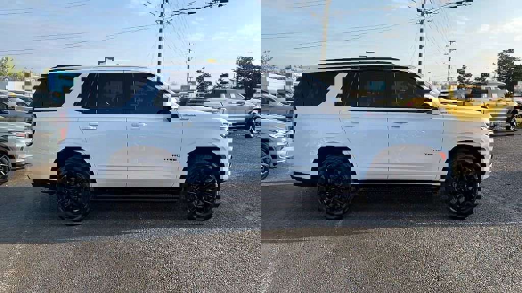 Used 2021 Chevrolet Tahoe Z71 w/ Rear Media and Nav Package image 4