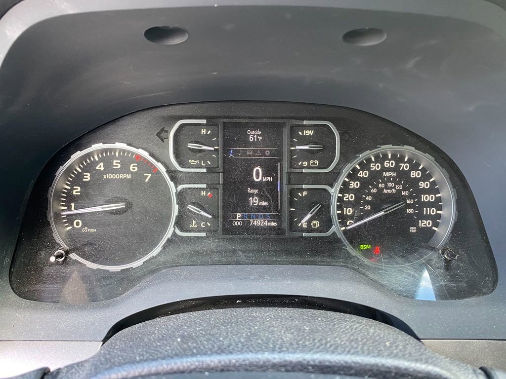 Used 2020 Toyota Tundra SR5 w/ TRD Off-Road Package image 18