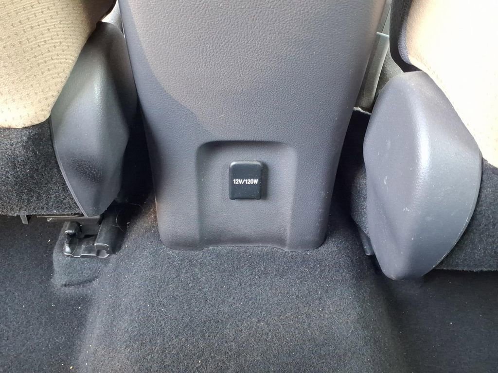 Used 2017 Toyota Prius Three w/ Advanced Technology Package FWD image 6