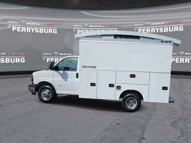 New 2026 GMC Savana 3500 w/ Power Convenience Package RWD image 6