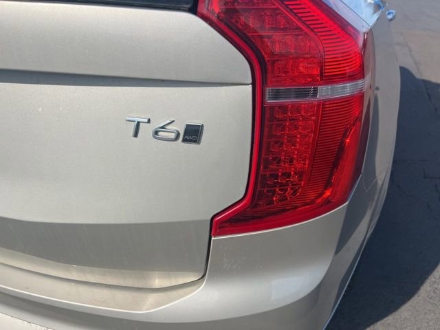 Used 2016 Volvo XC90 T6 Momentum w/ Vision Package image 6