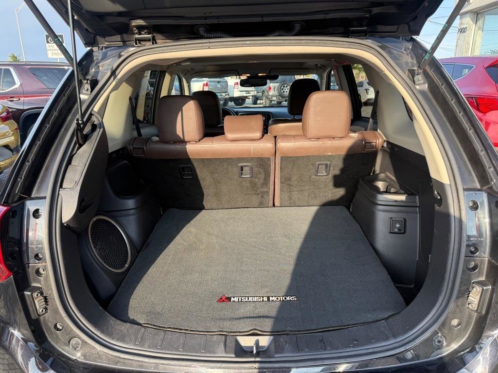 Used 2018 Mitsubishi Outlander SEL AWD/4WD image 6