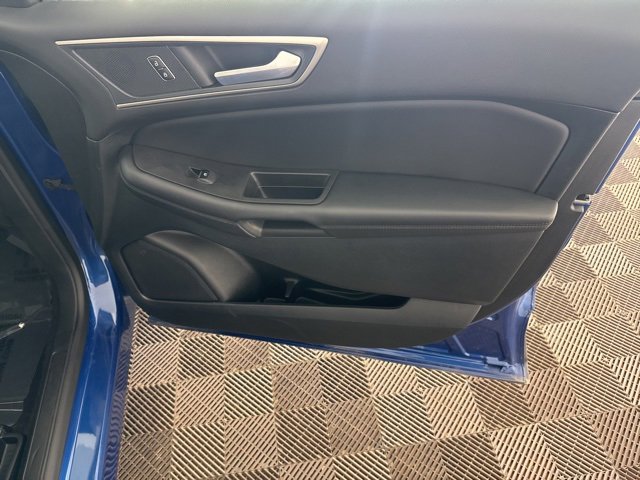 Used 2024 Ford Edge SEL image 19