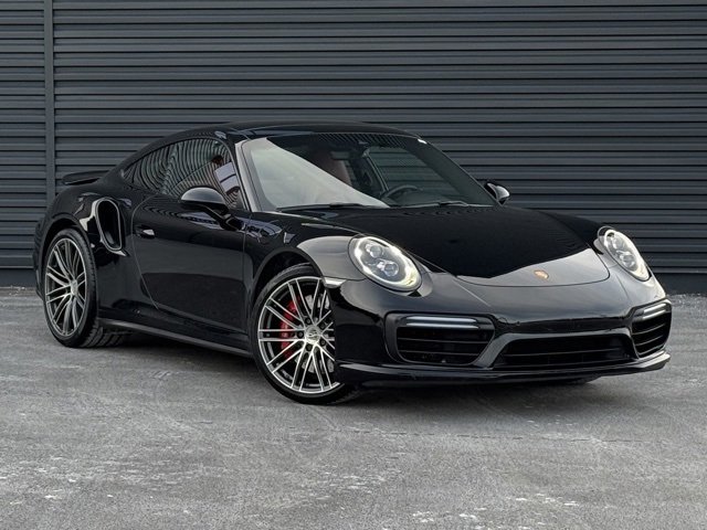 Used 2019 Porsche 911 Turbo image 9