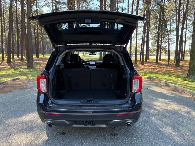 Used 2023 Ford Explorer XLT w/ Equipment Group 202A image 18