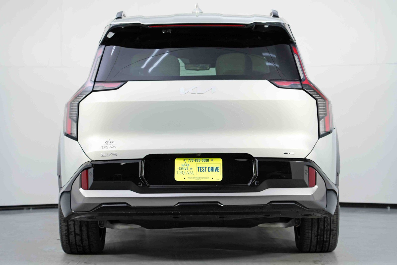 Used 2024 Kia EV9 GT-Line image 11