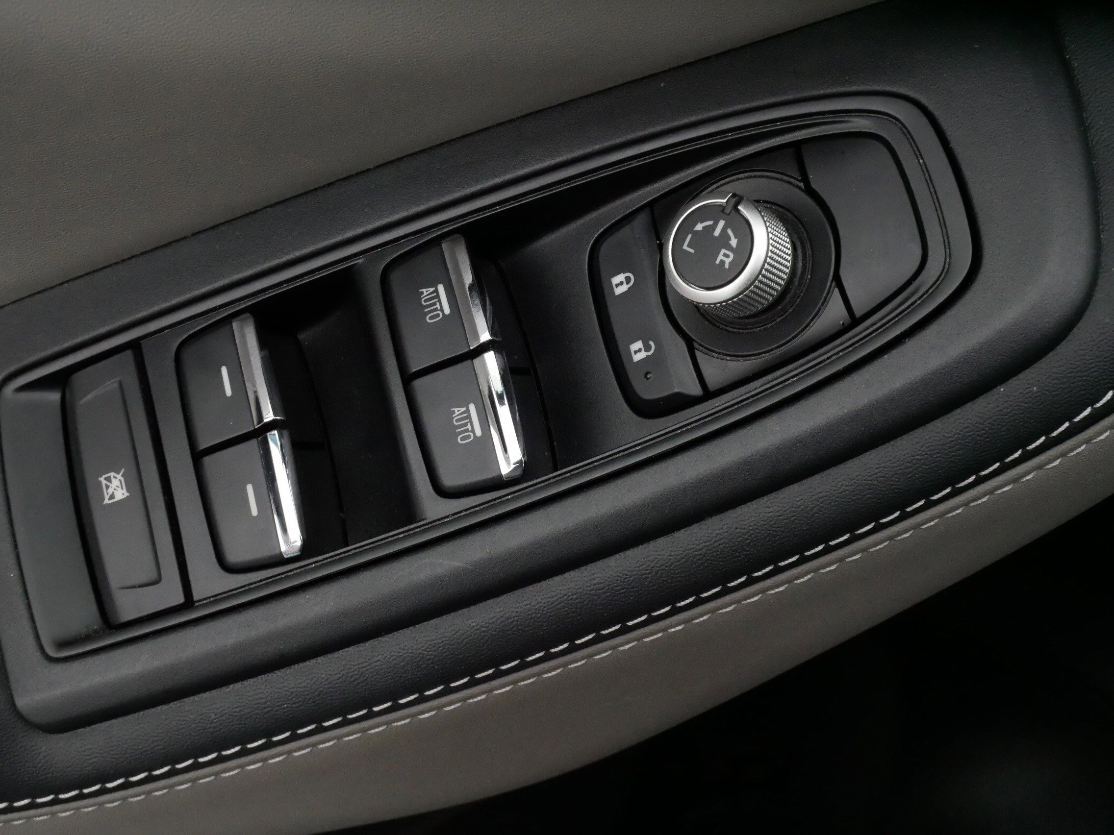 Used 2023 Subaru Forester Limited image 19