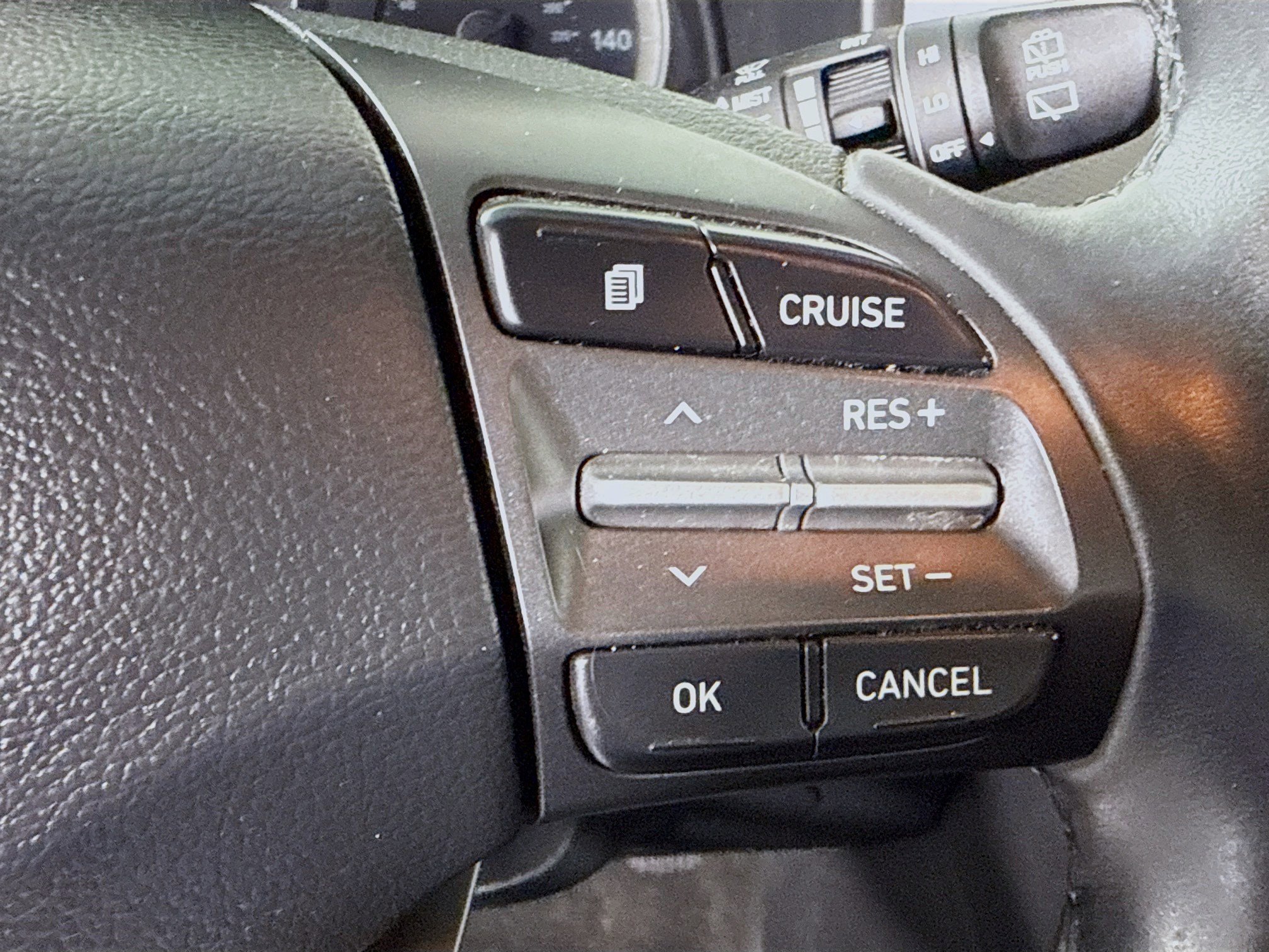 Used 2018 Hyundai Kona SEL image 15