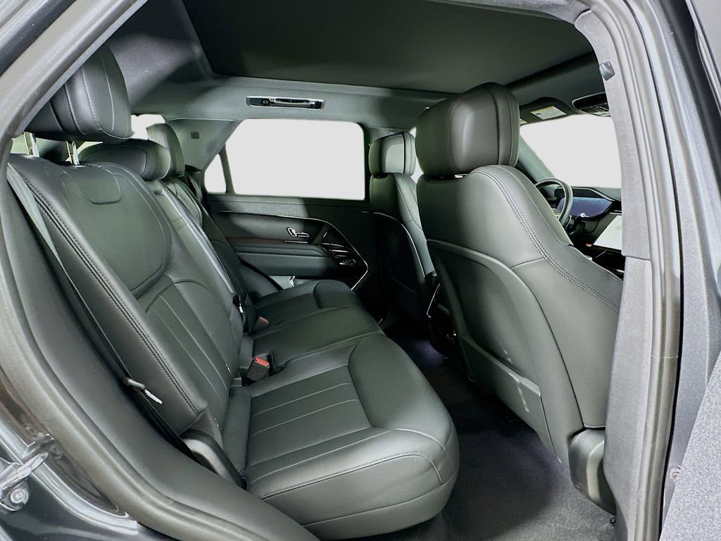 Used 2024 Land Rover Range Rover Sport SE image 29