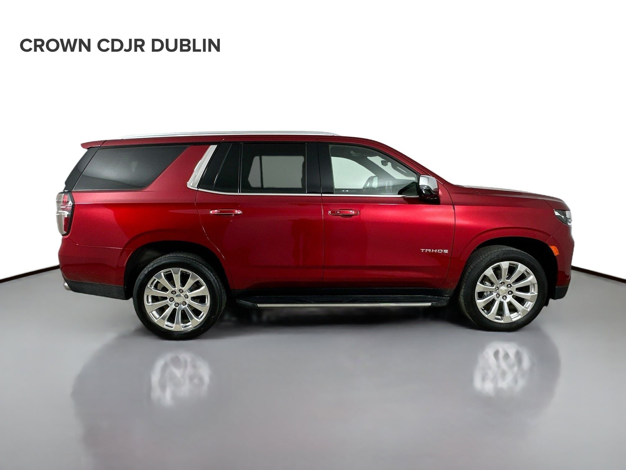 Used 2021 Chevrolet Tahoe Premier w/ Premium Package AWD/4WD image 4