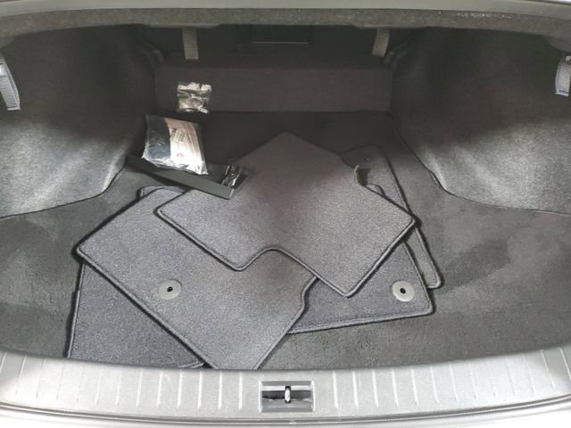 Used 2023 INFINITI Q50 Luxe w/ Cargo Package image 8