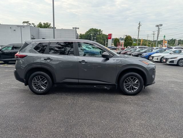 Used 2023 Nissan Rogue S AWD/4WD image 2