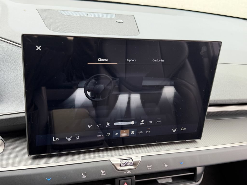 New 2026 Lexus ES 350h AWD w/ Cold Area Package image 19