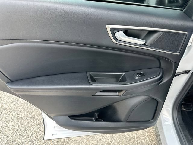 Used 2022 Ford Edge SEL AWD/4WD image 30